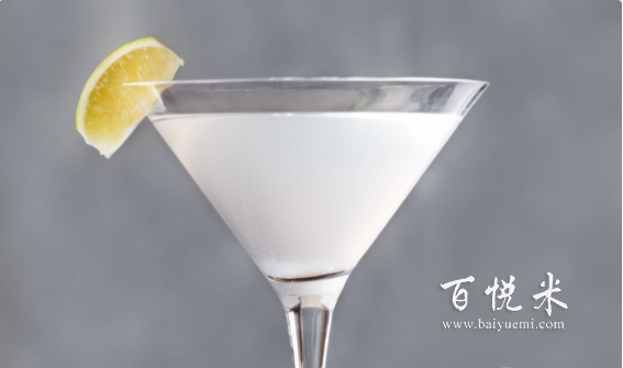 用伏特加調(diào)酒怎么調(diào)好喝?10款伏特加為基底的經(jīng)典調(diào)酒